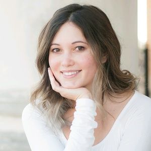Meet your Posher, Liz